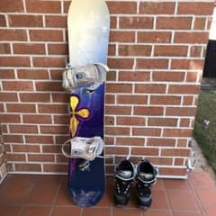 バートンのスノボ板とブーツ　レディースのサムネイル