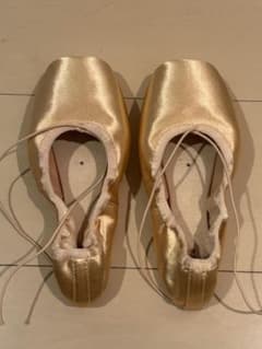 【トウシューズ】 BLOCH SO172 ユーロストレッチ 5.5 X トウシューズ】 BLOCH SO172 ユーロストレッチ 5.5 X - メルカリ