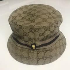GUCCI帽子のサムネイル