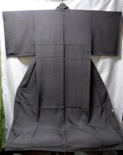 未使用 丹後ちりめん 鮫小紋 青海波 鼠色 身丈160裄丈65 出雲大社御祈祷品 未使用 丹後ちりめん 鮫小紋 青海波 鼠色 身丈160裄丈65 出雲大社御