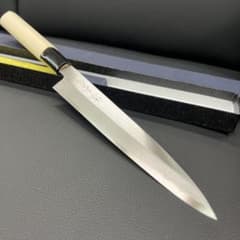 ☆新品送料込☆源正房はがね鍛造刺身包丁180mm右片刃裏押し済化粧箱入