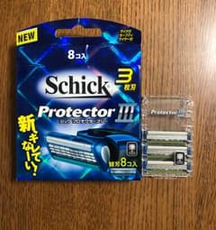 値下げ！Schick protector Ⅲ カミソリ 替え刃のサムネイル