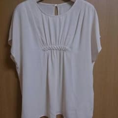 専用ロペピクニック ビジュー付きトップスのサムネイル