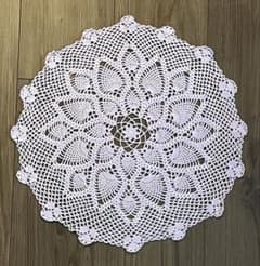 ※値下げしました※【5】ハンドメイド パイナップル編みのドイリーのサムネイル