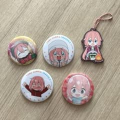 まとめ売り】ゆるキャン△ 各務原なでしこ 缶バッジ キーホルダー