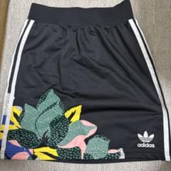 adidas Originals スカート　Sサイズ　アディダスオリジナルスのサムネイル