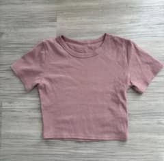リブ素材 ピンク クロップドTシャツのサムネイル