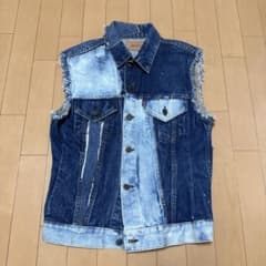 Levi's デニムベスト フリンジ加工 リメイクのサムネイル