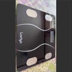 【即購入大歓迎‼️】スマホ連携Lcsriya デジタル体重計　ブラックのサムネイル
