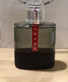 【未使用】PRADA ルナロッサ カーボン オードトワレ 50ml 香水のサムネイル