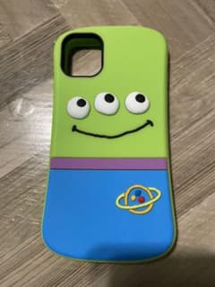 iPhone11エーリアンのサムネイル