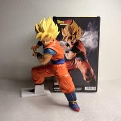 【超美品】ドラゴンボールZ Grandista 悟空 ゴクウ フィギュアのサムネイル