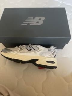 newbalance 530 23cmのサムネイル