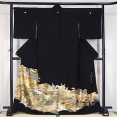 165cm　LLサイズ　純金螺鈿　峰琇　正絹黒留袖　宮中風景　b314 165cm LLサイズ 純金螺鈿 峰琇 正絹黒留袖 宮中風景 b314 - メルカリ