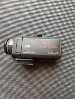 美品】JVC Everio R GZ-R75K-B 19年製 128GBSD付 - メルカリ