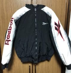 Reebok リーボック　キッズ　ナイロンジャケット　約130cmのサムネイル