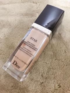 Dior リキッドファンデーション ディオールスキンのサムネイル