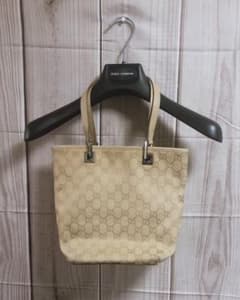 GUCCI グッチ トートバッグ　ハンドバッグ　GG キャンバスのサムネイル