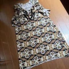 本日お値下げしました ノースリーブフリルスリーブ ワンピース・チュニック・美品のサムネイル