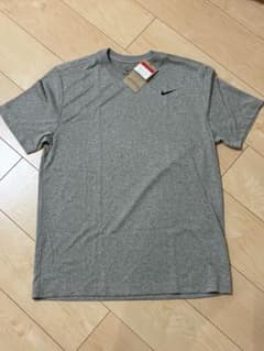 Nike Dri FIT Tシャツ 半袖　Ｌサイズ　グレーのサムネイル