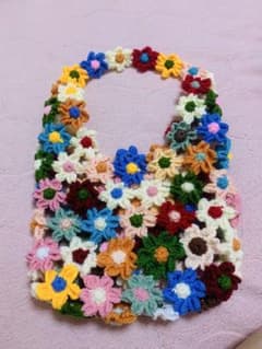 ハンドメイド ニットバッグ 花モチーフ カラフルのサムネイル