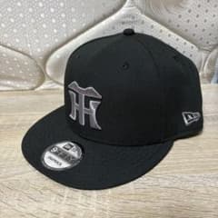 阪神タイガース　2025 NEW ERA LLIC PEWTER 阪神タイガース 2025 NEW ERA METALLIC PEWTER - メルカリ