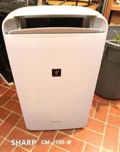 【美品】シャープ プラズマクラスター搭載 冷風・衣類乾燥除湿機　CM-J100 美品 シャープ プラズマクラスター搭載 冷風・衣類乾燥除湿機 CM-J100
