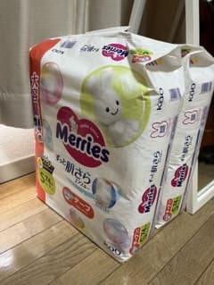 Merries メリーズ　おむつ　テープ　s 74枚×2のサムネイル