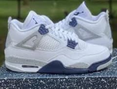 Nike Air Jordan 4 "Midnight Navy"のサムネイル