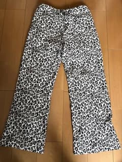 CRINKLED SATIN PANTS MOUSSY 値下げしました！！のサムネイル