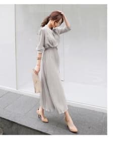 ワンピース ロング シフォン プリーツ グレーのサムネイル