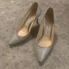 ジミーチュウ JIMMY CHOO シルバーパンプスのサムネイル