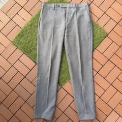 【UNIQLO】メンズ スラックス グレー センタープレスのサムネイル