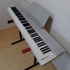 CASIO Privia PX-150WE 電子ピアノ　88鍵盤のサムネイル