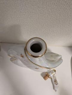 LARSEN INVICTIBLE 陶器ボトル　空瓶のサムネイル