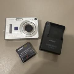 CASIO EXILIM EX-Z55 デジタルカメラ本体 充電器付 動作確認済 - メルカリ