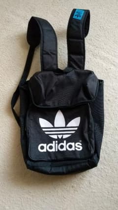 adidas バックパックのサムネイル
