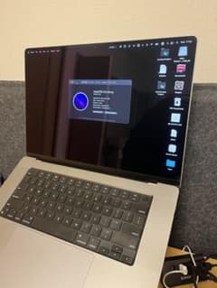 【中古美品】MacBook Pro 16 M1 Max 64gb 4TBのサムネイル