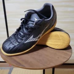 MONARCIDA NEO フットサルシューズ サイズ26.0のサムネイル