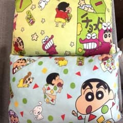 【6月16まで】クレヨンしんちゃん クッション 2点セットのサムネイル