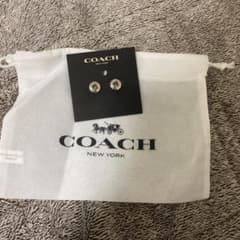 COACH ピアス シルバーのサムネイル