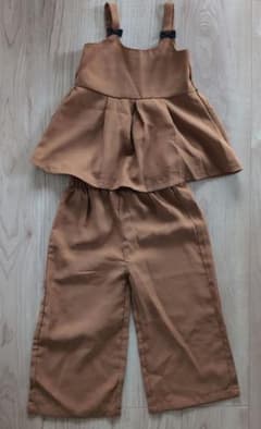 キッズ セットアップ ブラウン フリルのサムネイル