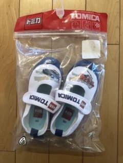 トミカ 上履きのサムネイル