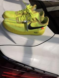NIKE OFF-WHITE AIR FORCE 1 VOLTのサムネイル