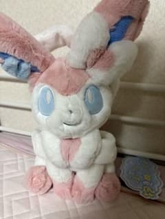 님피아 푹신푹신 안아 봉제인형 태그 첨부