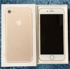 iPhone 7 Gold 128 GB SIMフリーのサムネイル