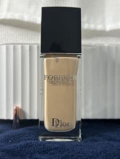 Diorリキッドファンデーション  フォーエバーフルイドグロウのサムネイル