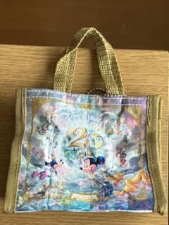 カプセルトイ　20周年　東京ディズニーシー　25周年　キーホルダーのサムネイル