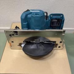 マキタ 充電式マルノコ HS610D 本体のサムネイル