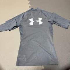 Under Armour グレー長袖シャツのサムネイル